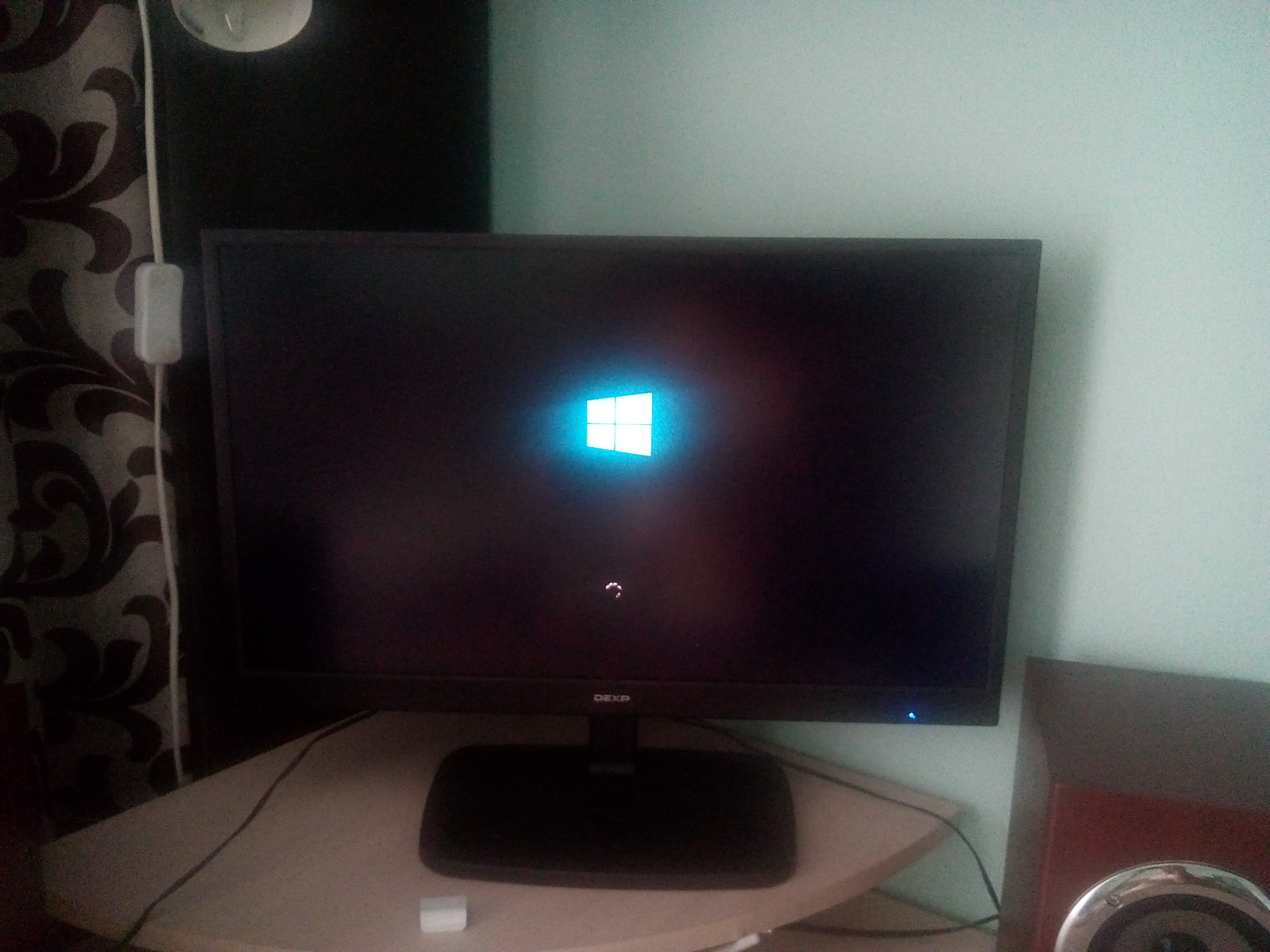 Долгий загрузочный экран у Windows 8.1