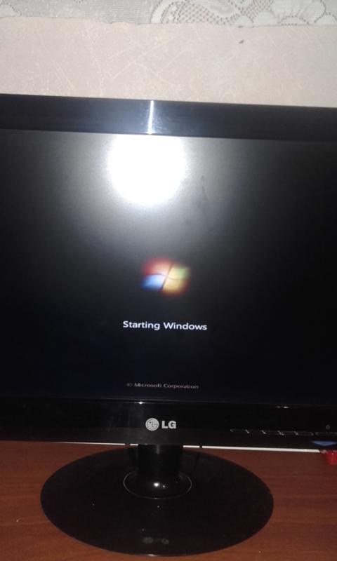 После обновления Windows 7 64bits перестала загружаться. В чем проблема