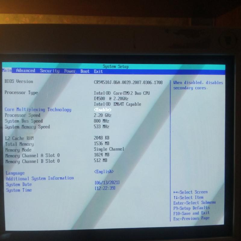 Как в такой версии BIOS можно выбрать загрузочный жесткий диск с Windows - 1