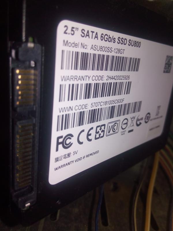 Не заходит в UEFI после установки windows 7 и одного ребута