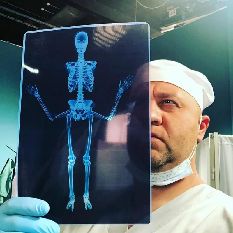Что делать если после установки второй виндовс, первая виндовс перестала запускаться и стала зависать на иконке винды