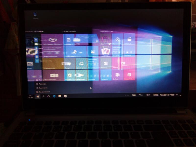 Темнеет экран монитора во время работы windows 10