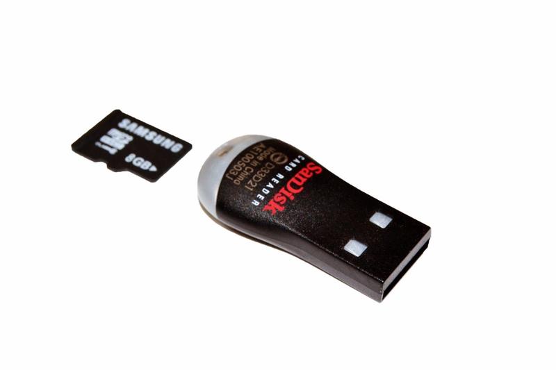 Драйвер для флешки для 10. Card Reader USB SD Card MICROSD. USB 2.0 картридер MICROSD SANDISK. Картридер SANDISK MICROSD. Картридер SANDISK MICROSD USB 2.0 красный.