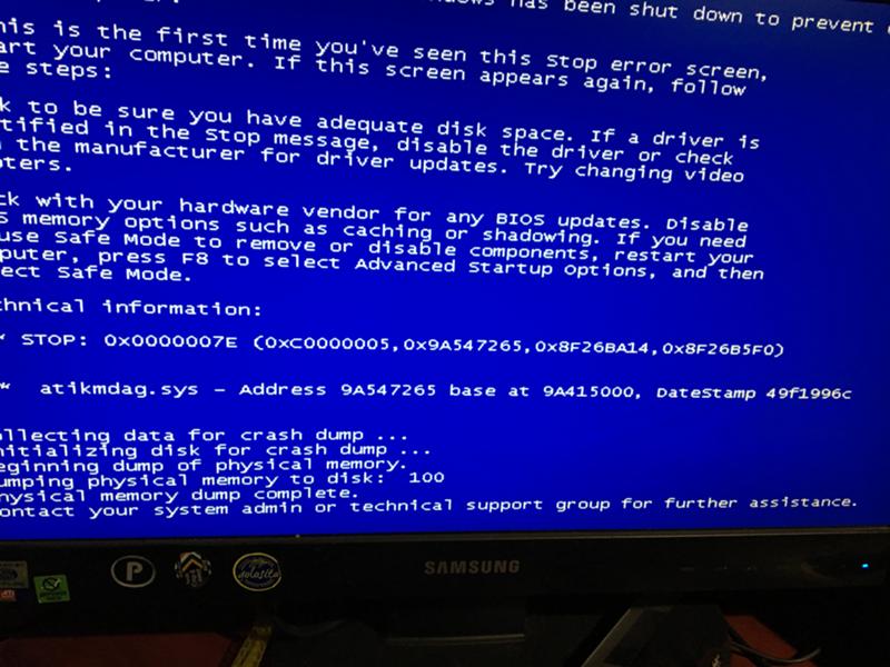 Почему при установке windows 7 на стареньких комп, появляется синий экран
