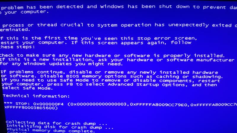 При загрузки windows вылезает синий экран смерти